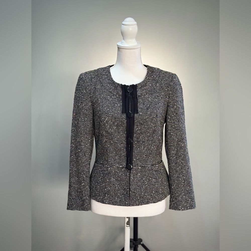 SALE! Gray Armani Collezioni 4-Button Blazer Size 6 EUC